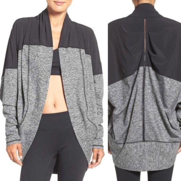 Zella Sweaters - Zella Reversible Colorblock Cocoon Cardigan XS-S